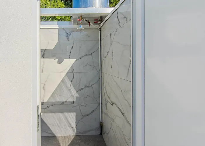 Sanja Appartement Vir